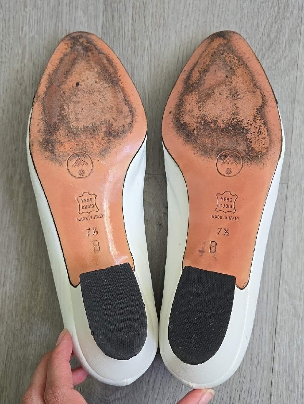 Bottega Veneta Two-Tone White Leather Heels with Black Woven Toe Size 7½ - Picture 12 of 17